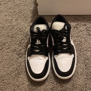 Air Jordan panda low